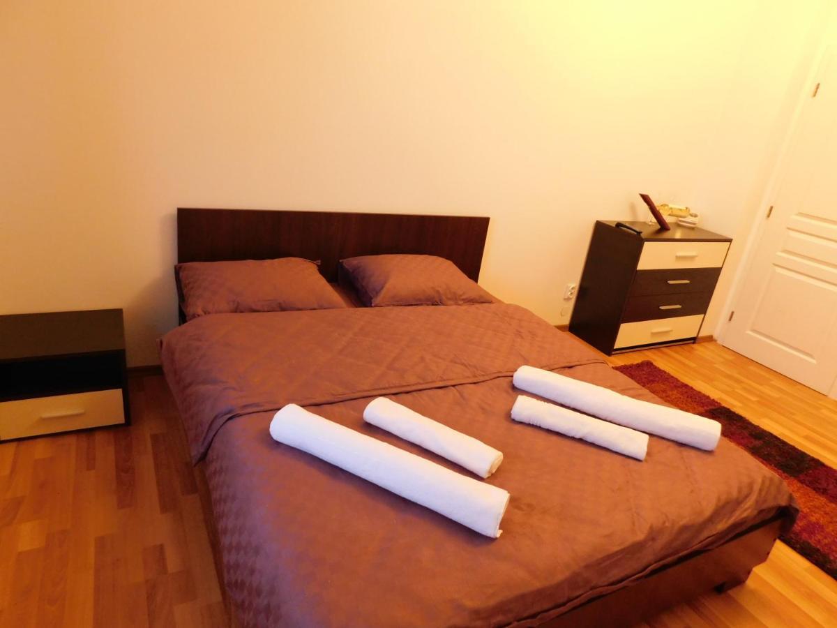 Diane'S Apartament Сибиу Экстерьер фото